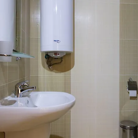 شقة ❤1 Bedroom Ap W Kitchen +washer & Pool View ❤ys❤