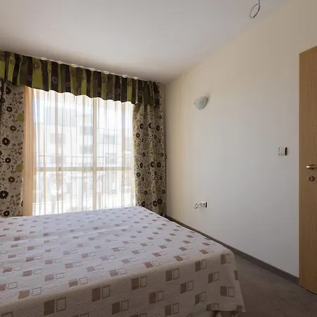 ❤1 Bedroom Ap W Kitchen +washer & Pool View ❤ys❤ شقة
